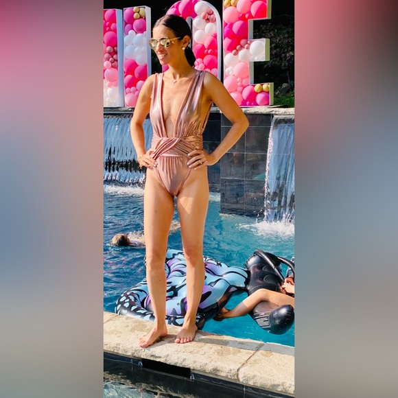 La Reveche Eloee pink spotted bathing suit - Picture 3 of 7